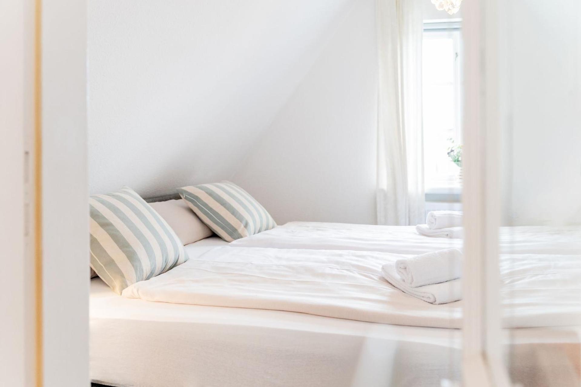Hafenblick Ferienwohnung In Der Altstadt Mit Parkplatz Flensburg Buitenkant foto